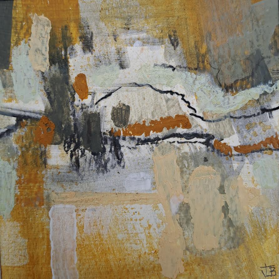 Peinture abstraite carrée réalisée à partir de techniques mixtes, dans des tons ocre, fusain et beige.